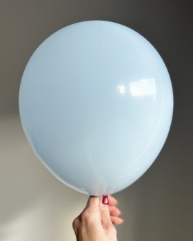 Pastelowe balony lateksowe Baby Blue 12 cali 30 cm w jasnoniebieskim kolorze do dekoracji na baby shower, chrzest i urodziny